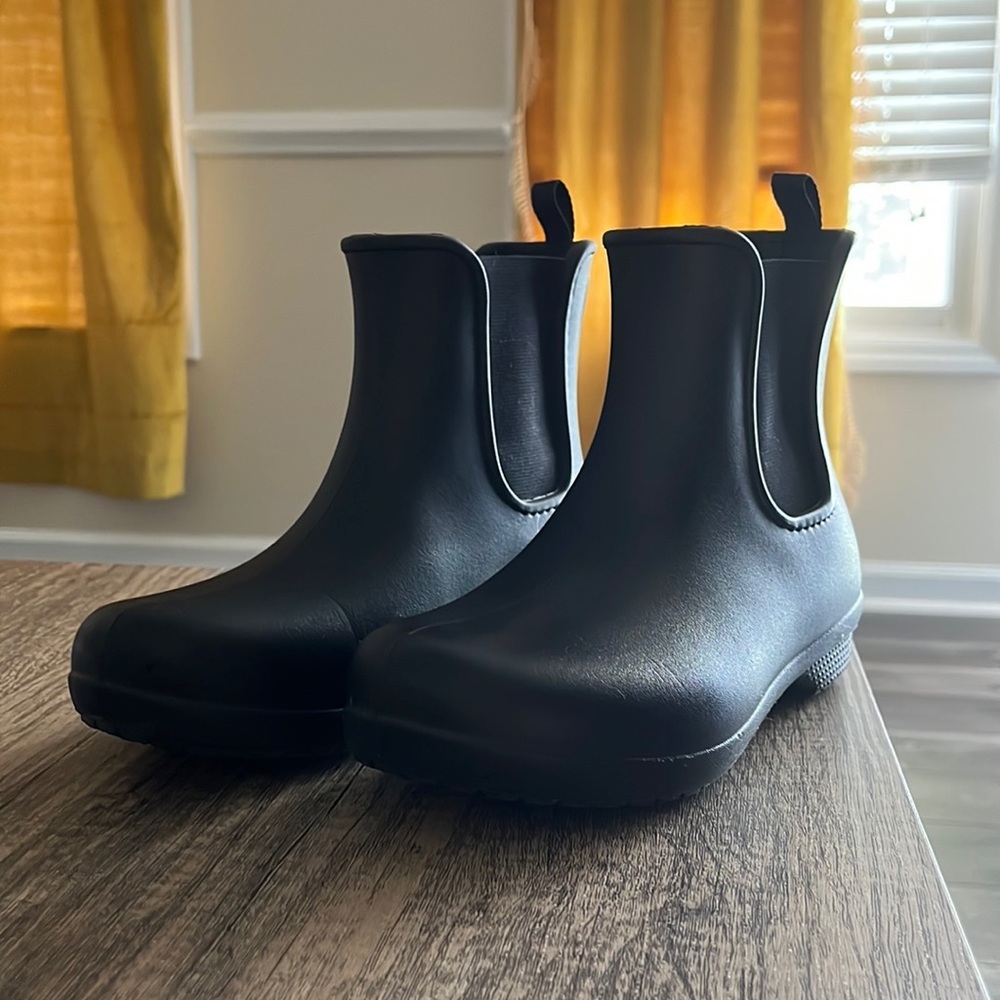 Crocs boots